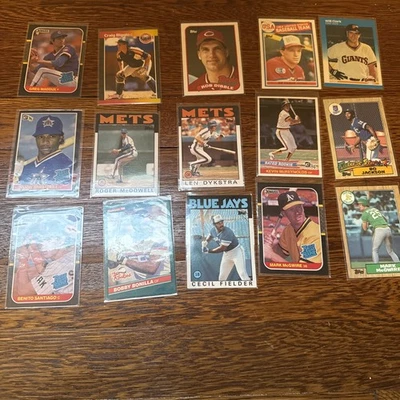 Лот товаров 1980-е Бейсбол Новичок RC (15 Карт) - Бо Джексон, Марк МакГвайр, Грег Мэддокс - Изображение 1 из 4