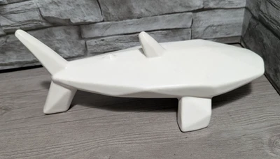 Escultura arte abstracto tiburón cerámica blanca de 12" estatuilla decoración cebo CB2 Foto 1 de 4