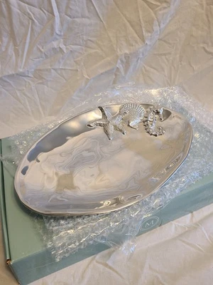 Servidor Mariposa Oval Seaside Silver con caballito de mar, estrella de mar y vieira Foto 1 de 4