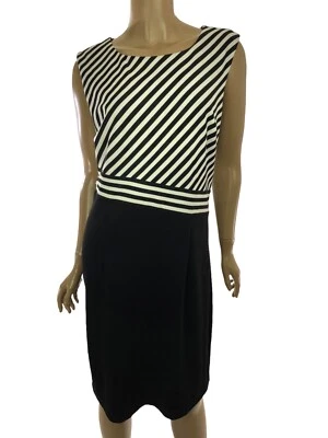 Vestido justo Spense tamanho 10 listrado preto e branco corpete saia preta sem mangas - Imagem 1 de 4