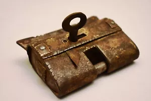 Antique Iron Lock Indian Art Padlock Hand Forged Engraved Mughal Collectibles "F - Picture 1 of 12