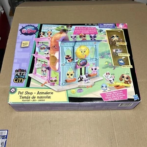 LPS Littlest Pet Shop Playset Animali in Città con Animali Nuovo Scatola Aperta - Foto 1 di 20