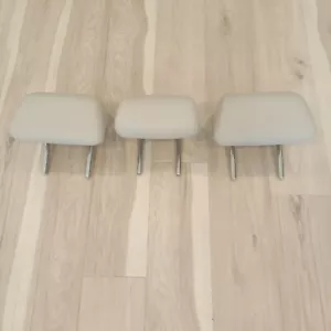 2015 Madza A3 Rear Leather Headrest OEM - Bild 1 von 13