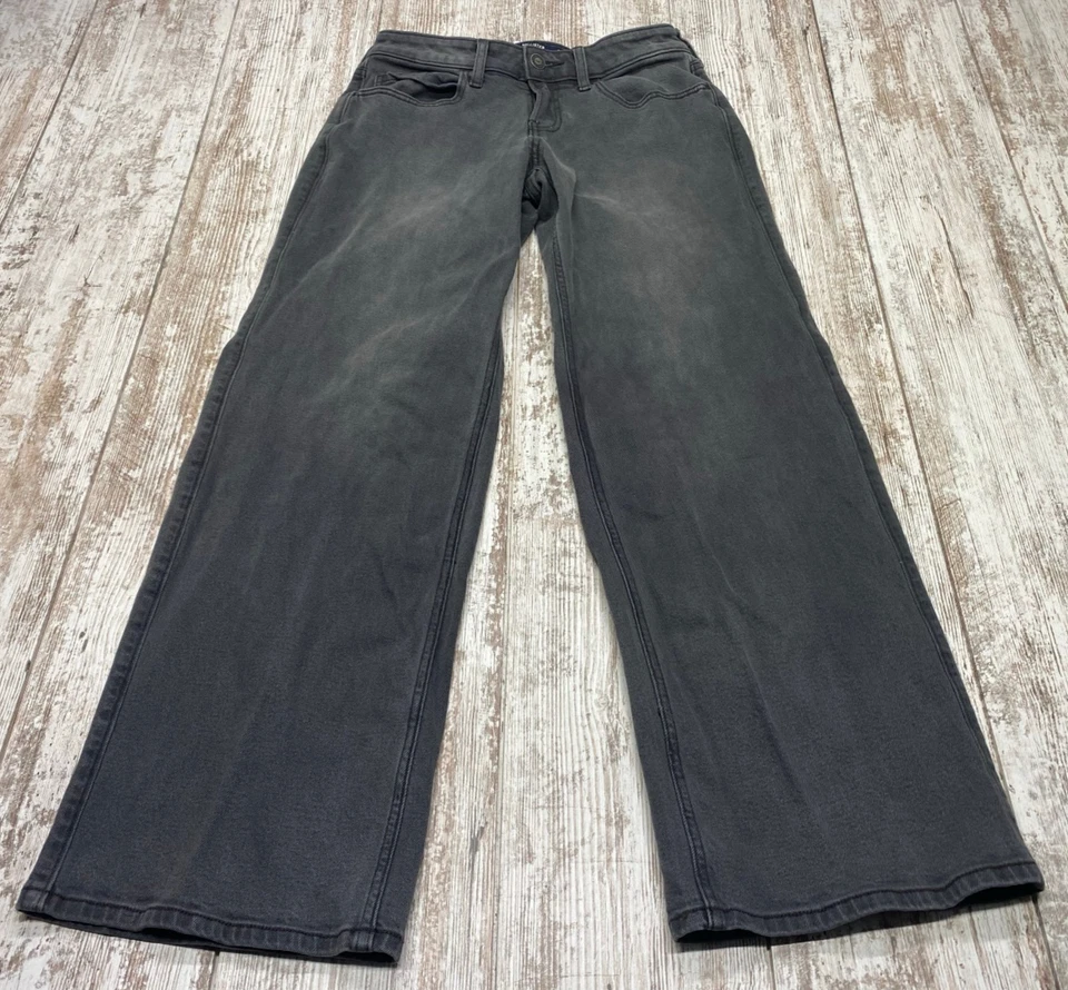 Pantalones de mezclilla holgados negros lavados de tiro bajo ultra cómodos para mujer Hollister talla 2R Foto 1 de 4