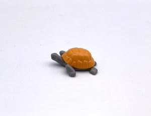 PLAYMOBIL Accessories & Figures Small Vintage BOX TURTLE - Picture 1 of 3