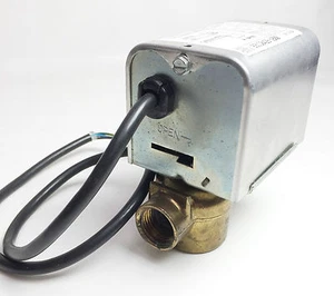 Garland UK 21 691C0428-VB00  Solenoid / Motorized  Valve  - Picture 1 of 3