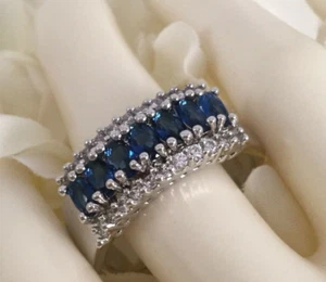 Vintage Jewelry Gold Band Ring Blue White Sapphire Antique Deco Jewelry 8 Q - Picture 1 of 7