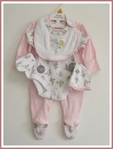 Baby Girls 5 Piece Starter Set Pink Floral Sleepsuit Layette Set 3-6 Months NEW - Picture 1 of 15