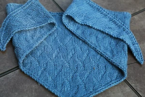 Shawl knitting pattern - WONDER shawl - Myla's Knit Corner - Picture 1 of 8