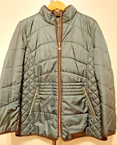 Damenjacke  - Leichte Winterjacke -  in Grün Größe 46 - Bild 1 von 1