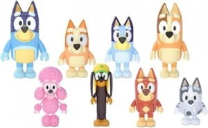 Paquete de 8 figuras de acción de 2,5 pulgadas de familia y amigos de Bluey's - NUEVAS sin caja - Imagen 1 de 3