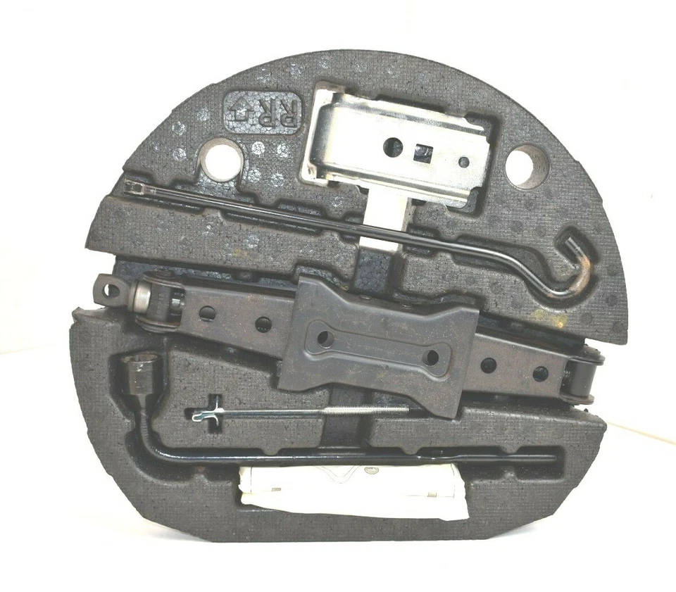 Оригинальный комплект аварийных инструментов для Honda Odyssey 2011 2012 2013–2021 годов выпуска гаечный ключ домкрат коробка из пеноматериала  - Изображение 1 из 4