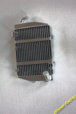 ЛЕВЫЙ РАДИАТОР ДЛЯ HONDA VTR 1000 SP-1 SC45 SP-2 RVT 1000 R RC51 02-2006 С КРЕПЛЕНИЕМ - Изображение 1 из 4