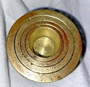 Pesos antiguos vintage de onzas troy anidadas de latón de 1 a 8 - Imagen 1 de 4