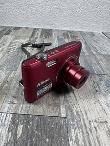 Nikon COOLPIX S4100 14.0MP 5x Digital Camera Red W/Charger + SD Card -2025 - Picture 1 of 8