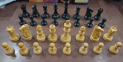 Chessex Original Staunton Chess Set Ebony 3 3/4" King Triple Weighted - Image 1 of 4