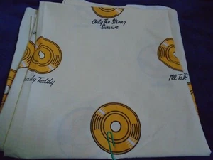 45rpm Record Theme Cotton Fabric, 41" x 1 yd 8", new - Picture 1 of 1