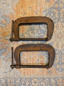 2 Vintage B&C Brink & Cotton 6" C-Clamp No 146 both have a slight twist - Picture 1 of 2