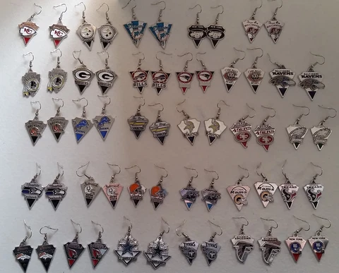 NFL EARRINGS - RHODIUM PLATED ENAMEL - UNBRANDED - U CHOOSE TEAM - SPORTS Cover