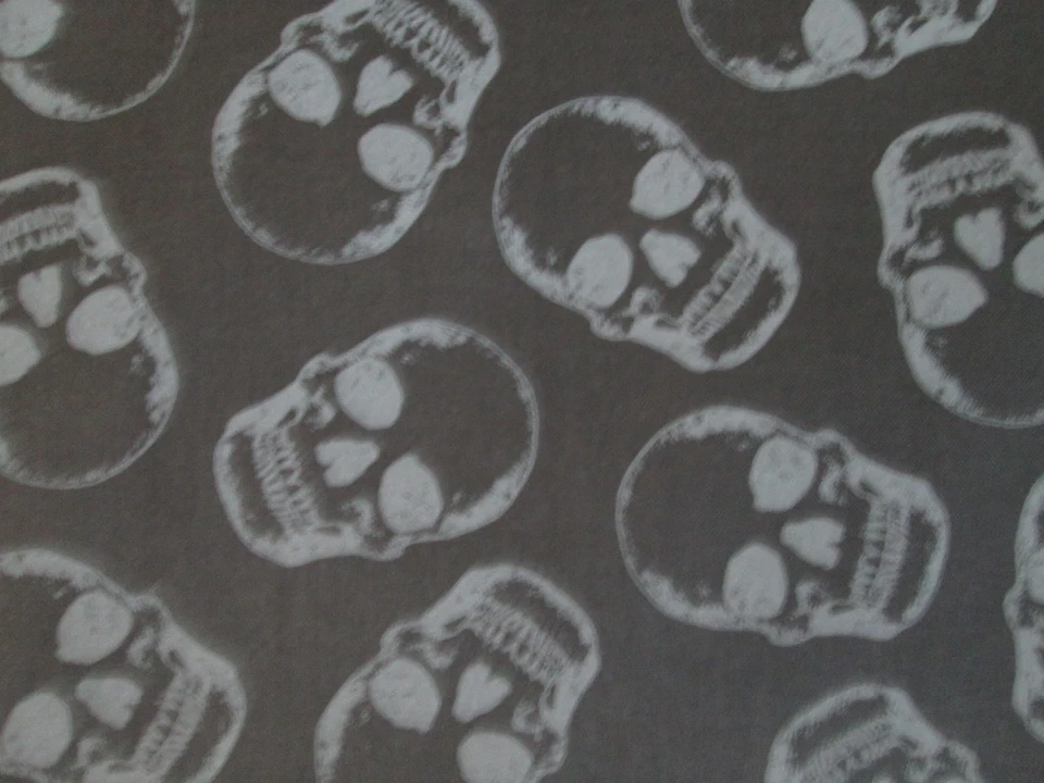 CABEZAS CALAVERA SALVAJE INCRUSTACIONES EN TELA DE ALGODÓN NEGRO FQ Foto 1 de 1