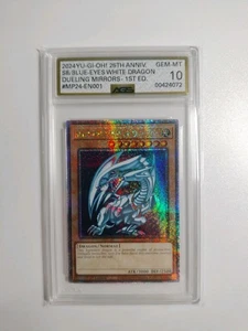 Dragón Blanco Ojos Azules MP24-EN001 YuGiOh 25 Aniversario Lata: Espejos de Duelo - Imagen 1 de 9