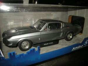 Ford Shelby GT500 1:18 Solido gris negro rayas 1969 en embalaje original - Imagen 1 de 1
