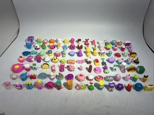 100+ verschiedene Seasons Of Shopkins Figuren Lebensmittel Geräte Schuhe Kosmetik Kleidung - Bild 1 von 15