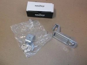 New BATTALION 4RRA9 Compression Latch, Keyed, Push Button, Textured Chrome (F40F - Picture 1 of 6