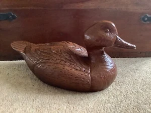 Vintage Red Mill Carved Wooden Duck - 26 cm approx long heavy weight - Picture 1 of 10