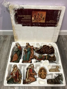 Vintage*Grandeur Noel Collector's Edition Antique Finish 9-Piece Nativity Set - Picture 1 of 22