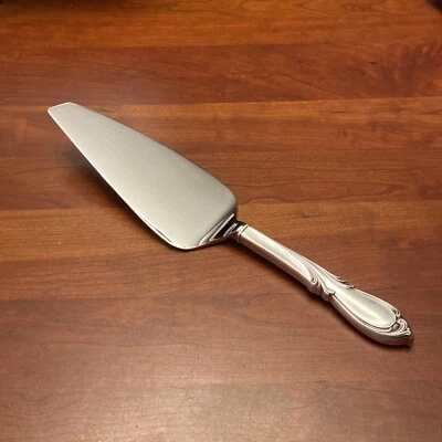 International “New Rhapsody” Pie Server with Sterling Silver Handle, 10 1/2” - Image 1 of 4