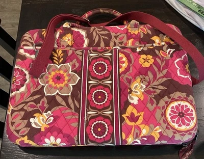 VERA BRADLEY LAPTOP Hardcase, Interior: 18” Diagonal, 11”x16” - Image 1 of 4