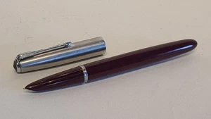 Vintage Parker 51 Burgundy & Alloy Cap Fountain Pen Aerometric Fill Fine Nib - Foto 1 di 3