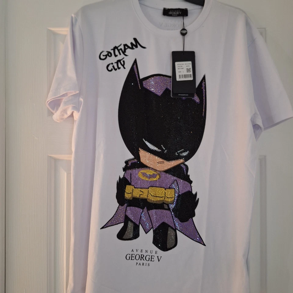 Avenue George V Paris T 恤蝙蝠侠白色 T 恤水钻 L、M、XL 2XL 3XL — 第 1/1 张图片