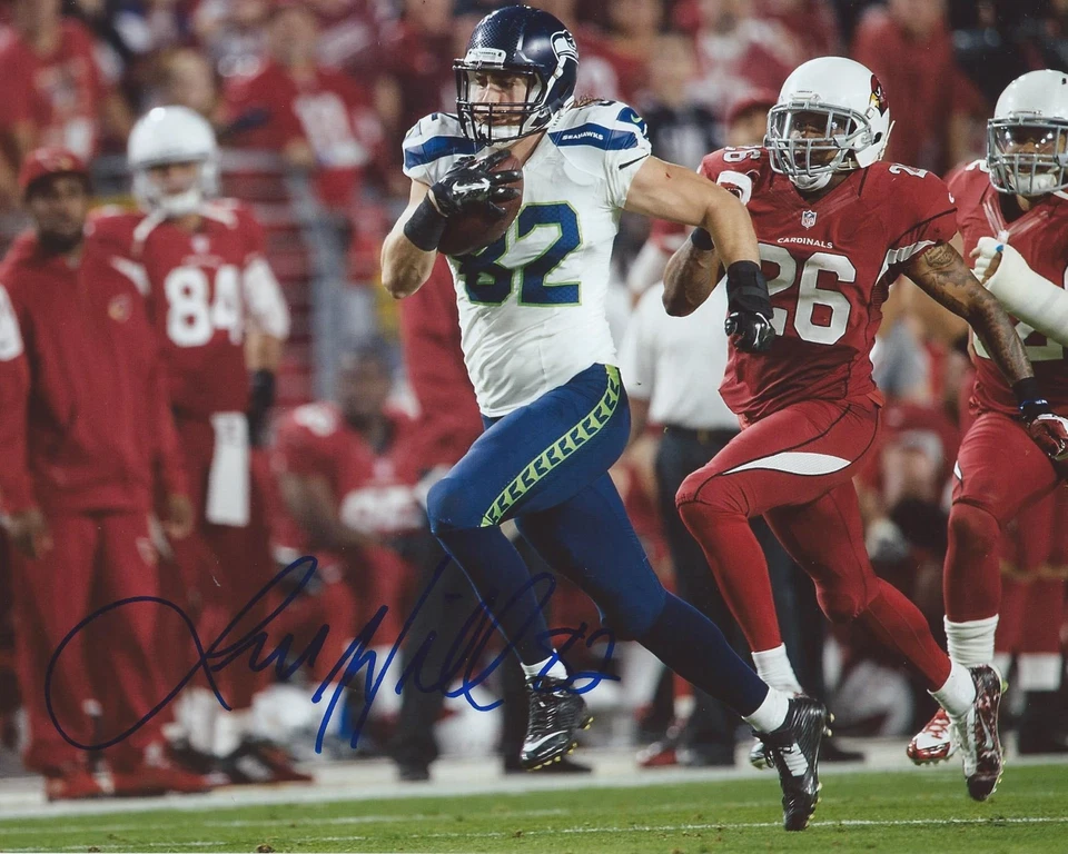 Luke Willson Signed 8x10 Photo Seattle Seahawks Autographed COA C - Image 1 of 1