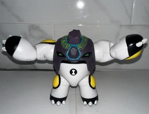 PLAYMATES CARTOON NETWORK BEN 10 OMNI ENHANCED CANNONBOLT 4" ACTION  FIGURE GUC - Picture 1 of 23