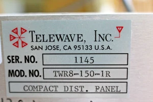 Panel de distribución compacto de 8 canales TELEWAVE TWR8-150-1R 132-174 MHz 0-18dB - Imagen 1 de 12