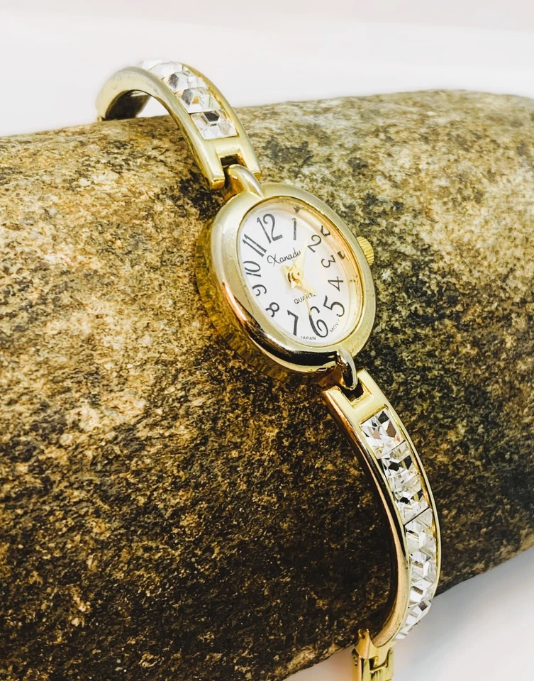 Reloj pulsera para mujer Xanadu ovalado tono dorado/esfera MOP gemada/cristales transparentes Foto 1 de 4