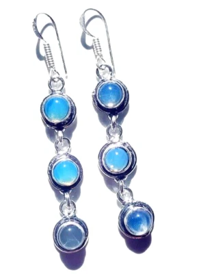 Pendientes de joyería étnica hechos a mano de plata de ley 925 con piedras preciosas de ópalo lechoso de 2,10" Foto 1 de 4