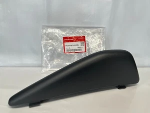 HONDA ST1100 SPORT TOURER RIGHT ENGINE GUARD 64260-MT3-000ZA - Picture 1 of 4