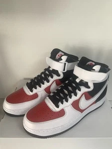 Nike Air Force 1 High Nike ID Gr. 9,5 Herren (HT0658 900) - Bild 1 von 7