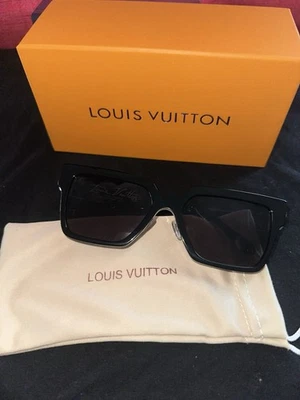 louis vuitton 1.1 millionaire sunglasses Black And White Beautiful - Image 1 of 4