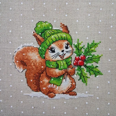 Stickbild Point de Croix  Eichhörnchen  Weihnachten Ilex Leinen  Acufactum  Dmc - Bild 1 von 4