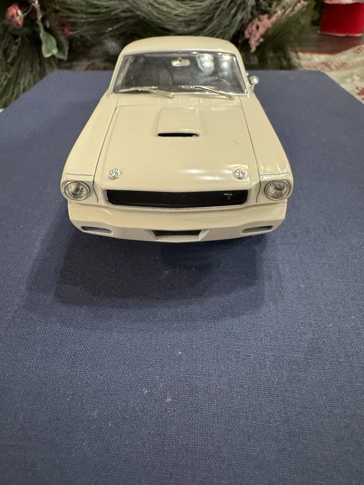 1965 Ford Shelby Mustang GT350R White with Blue Stripes 1/24 Diecast Model Car - Image 1 of 4