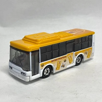 Tomica Mitsubishi Fuso Aero Star Morinaga Milk Caramel Bus Discontinued Product - Image 1 of 4