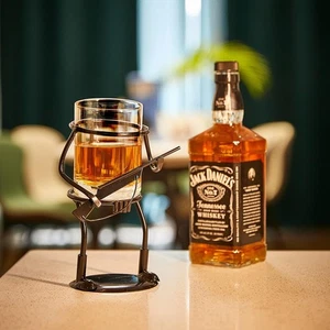 Hunter Whisky Glas Halter Metall Gewehr Design Unikat Geschenk für Männerhöhle oder Bar D - Bild 1 von 9