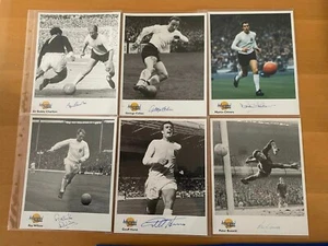 41 X COLLEZIONE AUTOGRAFATA FIRMATA DI GRANDI CALCISTICI AFTAL - Foto 1 di 9