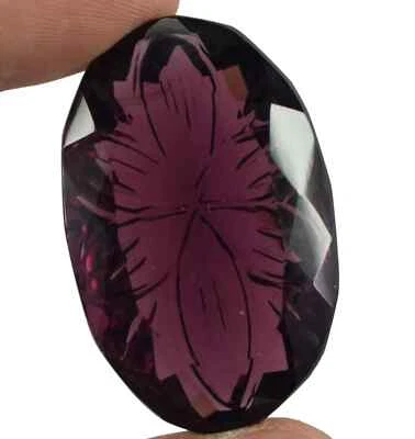 Piedra preciosa suelta de amatista púrpura natural tallada en forma ovalada certificada de 117,10 quilates Foto 1 de 4