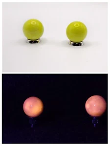 Pk of 2 0.67" Bright Yellow UV PINK Vintage Marbles - Near Mint - comb shipping - Picture 1 of 8