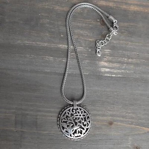 Brighton Singvogel Medaillon Halskette Spitze filigran versilbert Vintage Retired - Bild 1 von 9